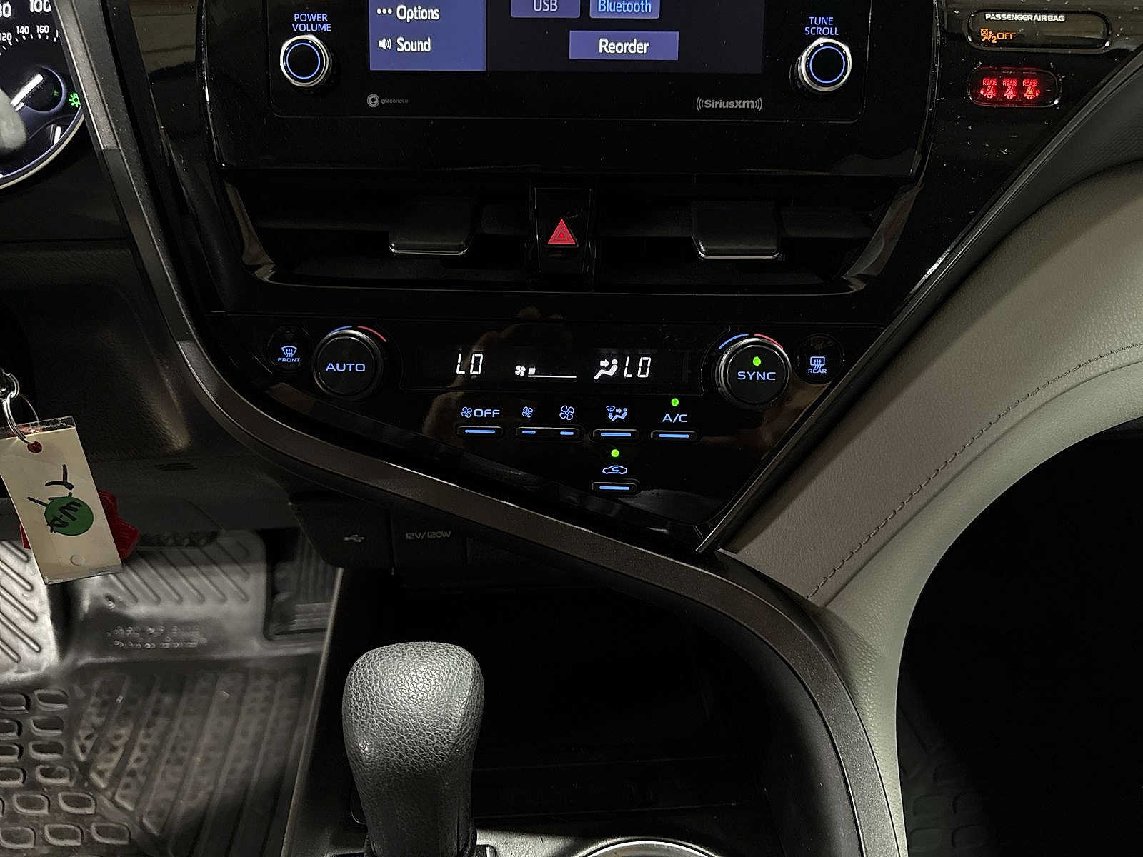 Used 2024 Toyota Camry LE FWD image 21
