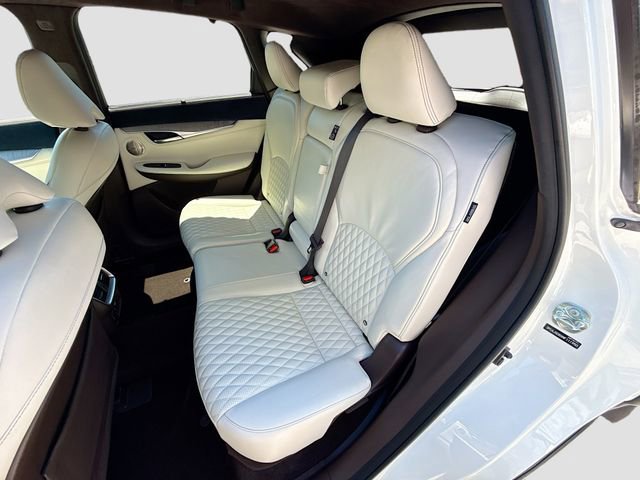Used 2021 INFINITI QX50 Autograph w/ Premium White Leather Package image 21
