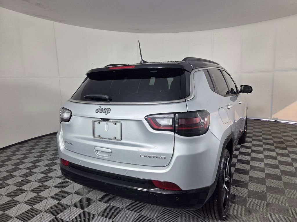 Certified 2025 Jeep Compass Limited w/ Elite Group AWD/4WD image 7