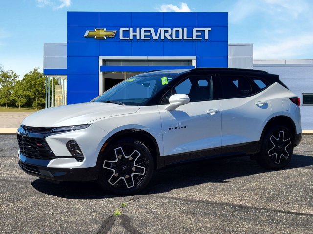 Used 2024 Chevrolet Blazer RS w/ Driver Confidence II Package