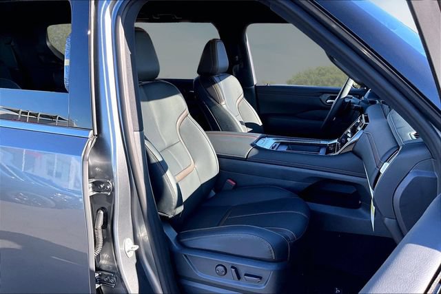 New 2026 Nissan Armada SL w/ Captain's Chari Seat Package AWD/4WD image 10
