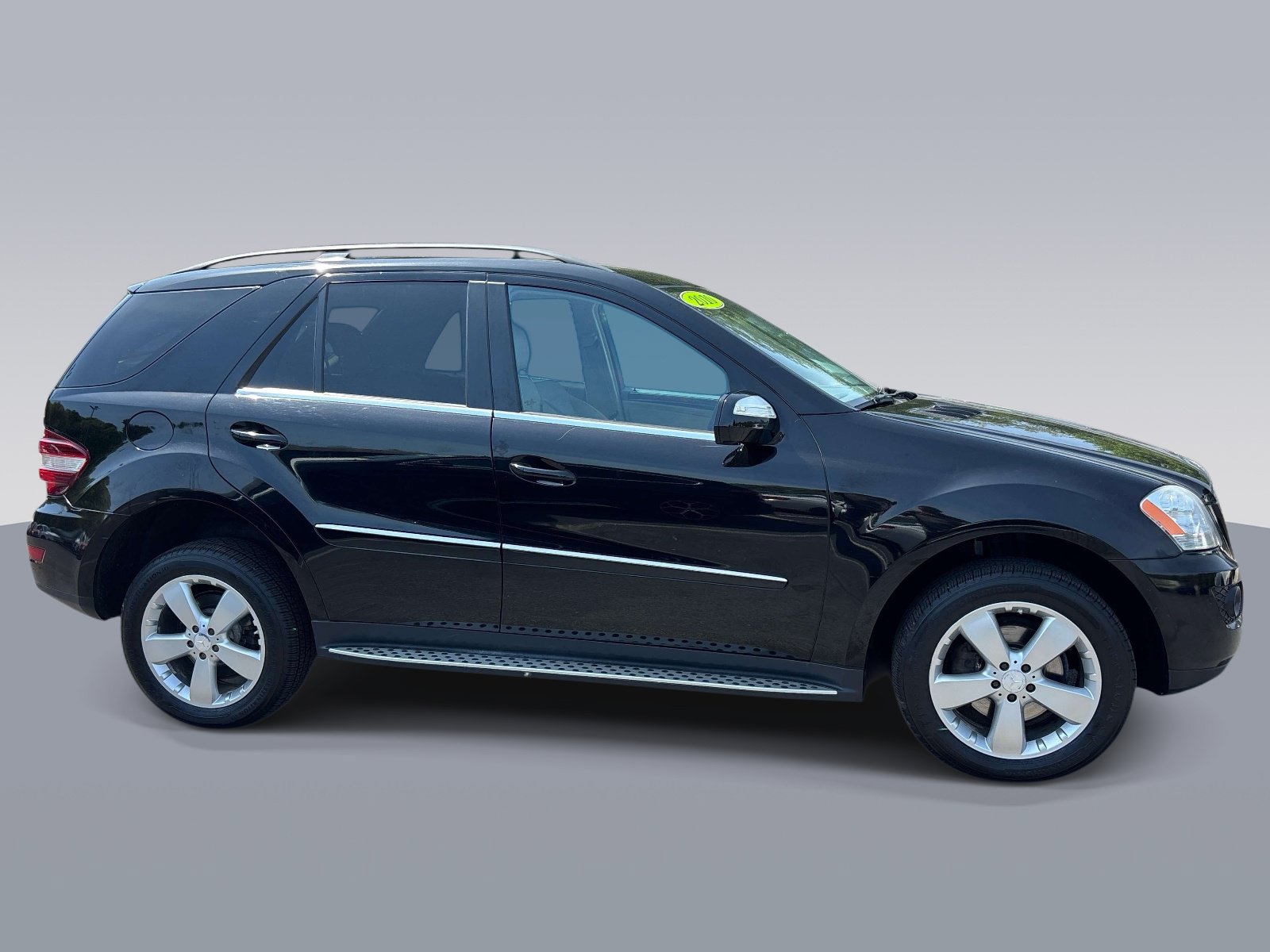 Used 2010 Mercedes-Benz ML 350 4MATIC image 2