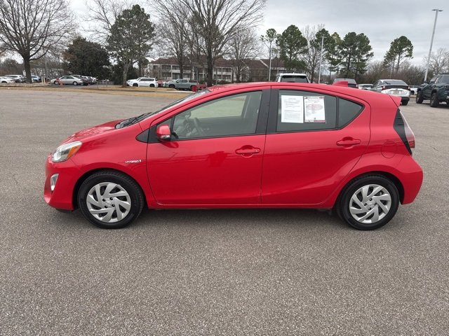 Used 2015 Toyota Prius C Two image 2