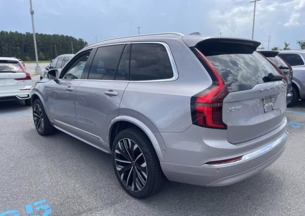 Used 2026 Volvo XC90 B6 Plus AWD/4WD image 3