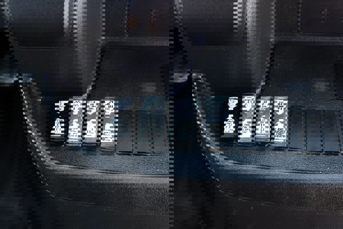 Used 2015 Ford Transit 350 156 DRW w/ Shuttle Bus Prep Package RWD image 21