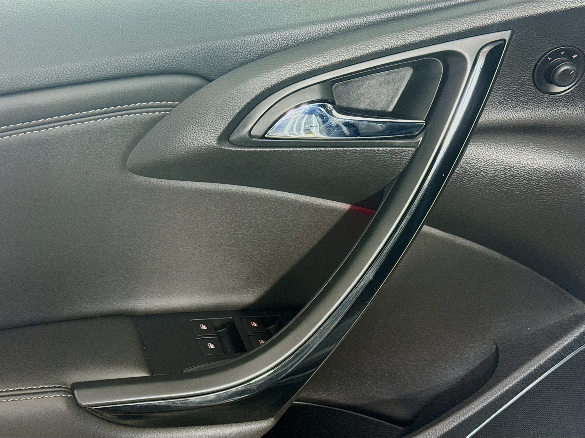 Used 2016 Buick Cascada Premium FWD image 23