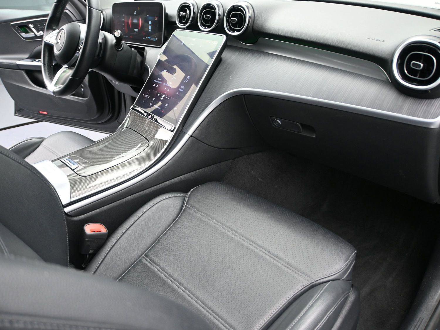Used 2022 Mercedes-Benz C 300 Sedan image 12