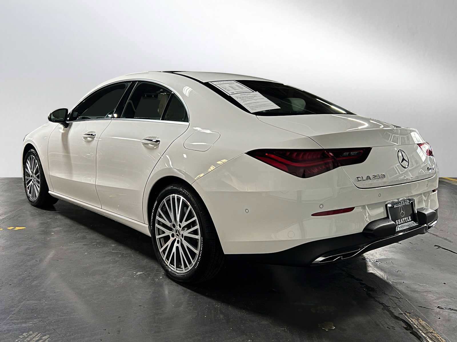 Certified 2025 Mercedes-Benz CLA 250 4MATIC image 6