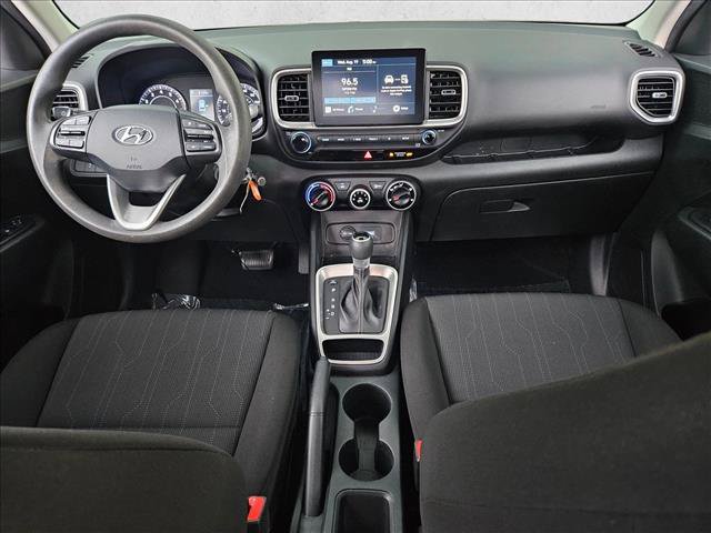 Used 2021 Hyundai Venue SE FWD image 16