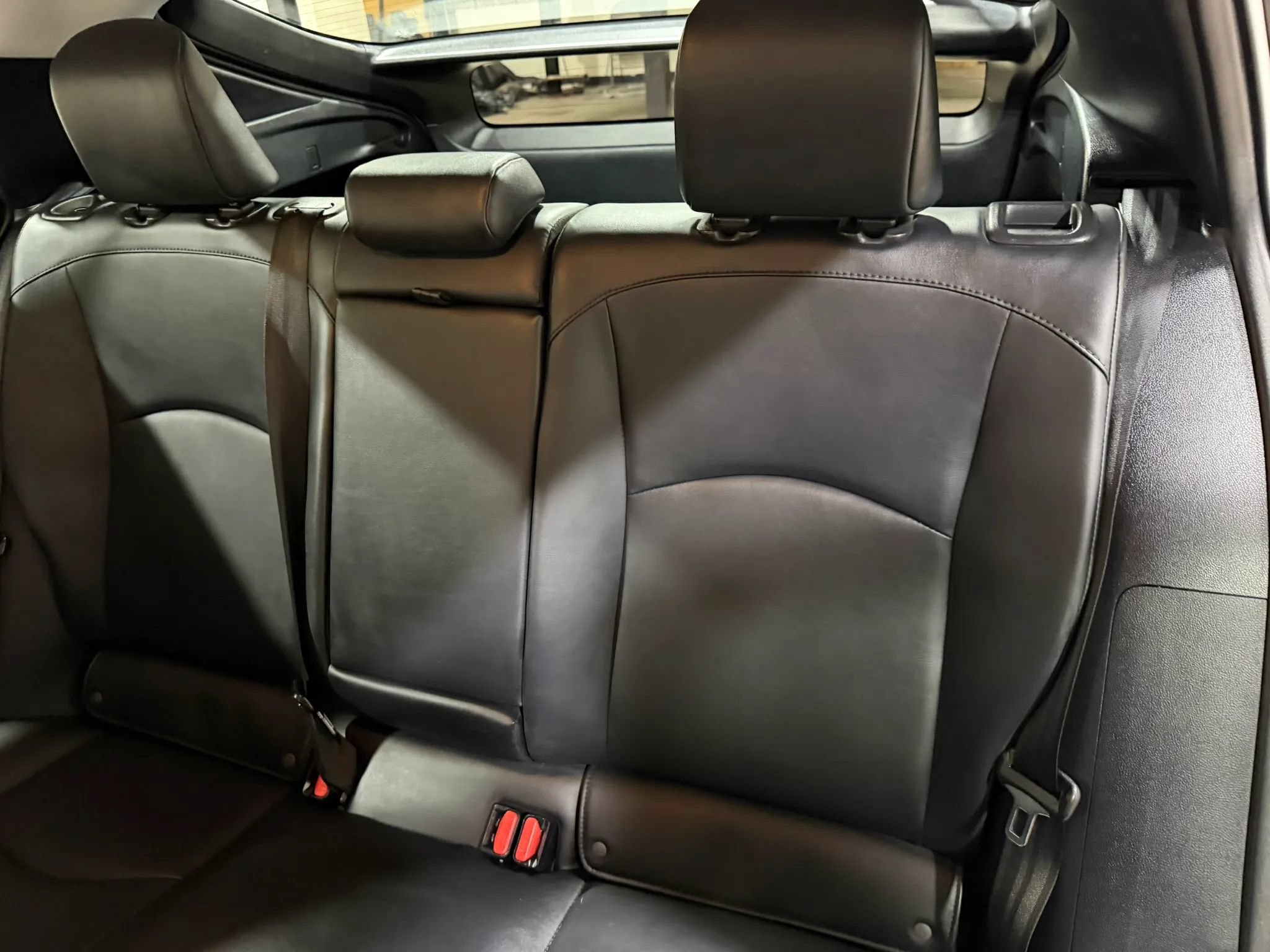 Used 2022 Toyota Prius XLE AWD/4WD image 36