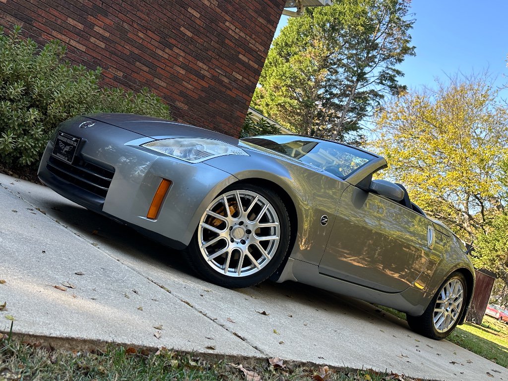 Used 2006 Nissan 350Z Grand Touring RWD image 8