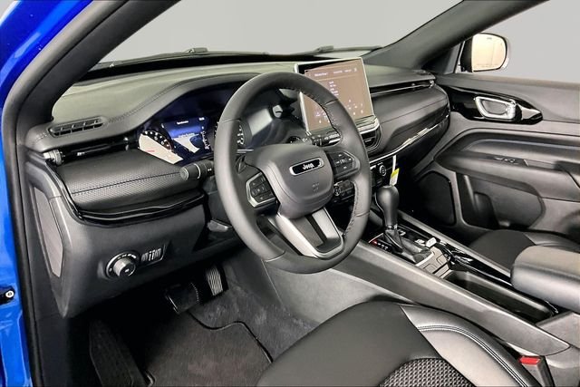 New 2026 Jeep Compass Latitude AWD/4WD image 8