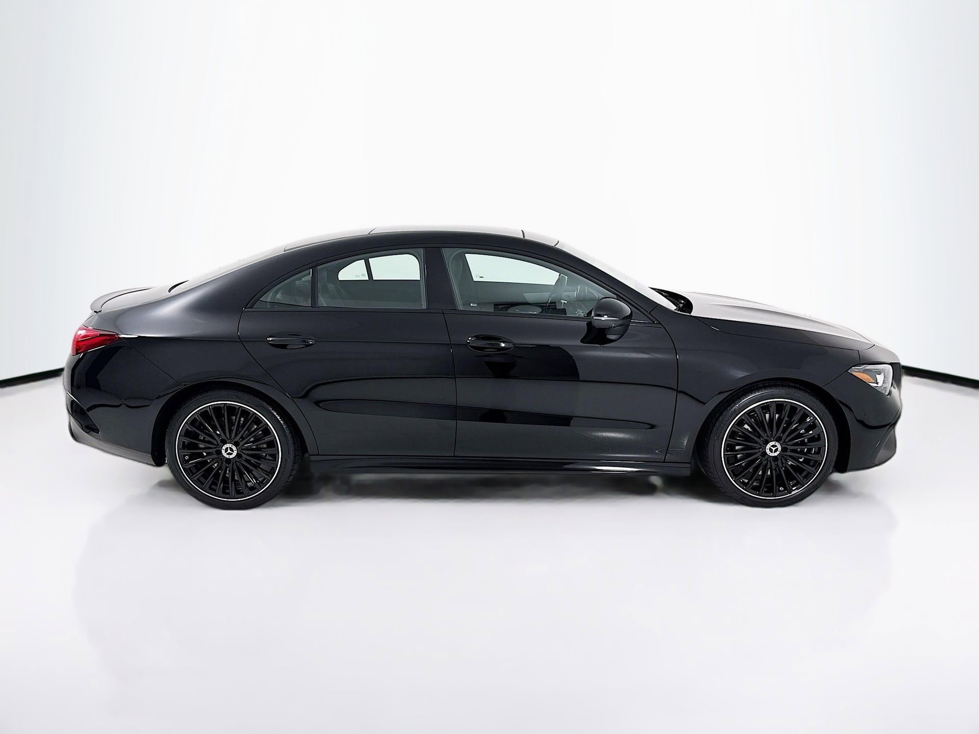 New 2026 Mercedes-Benz CLA 250 4MATIC image 9