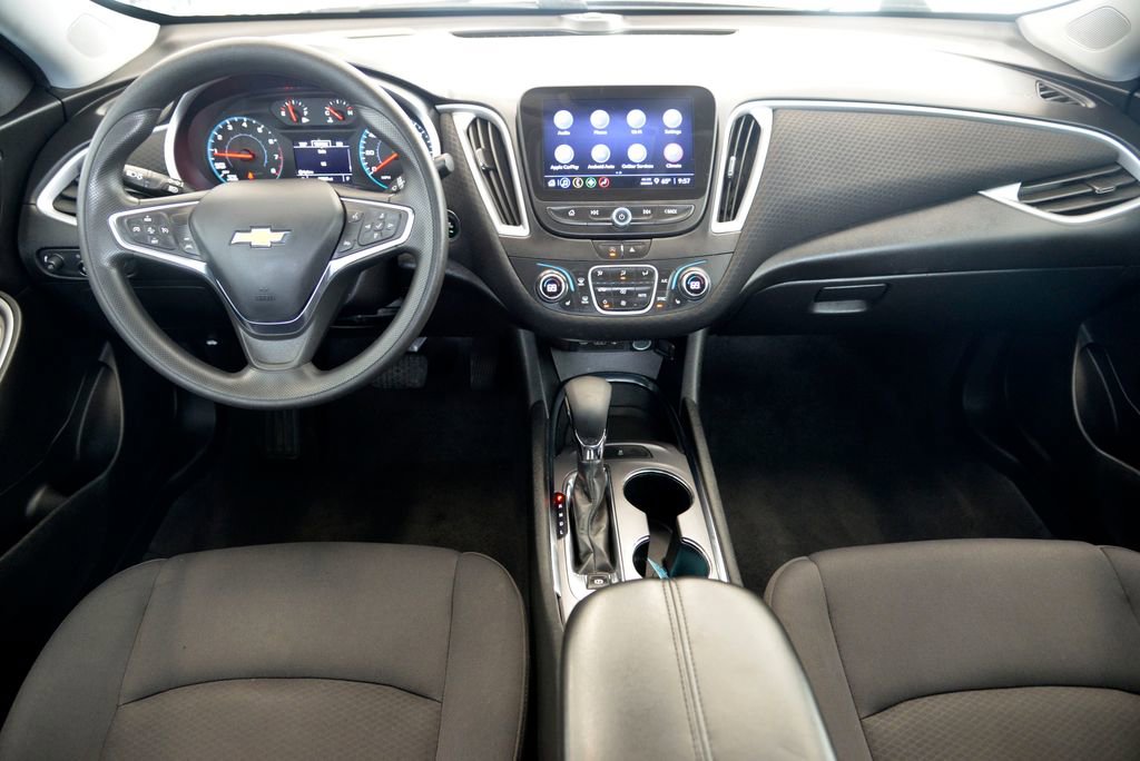 Used 2023 Chevrolet Malibu LT image 17