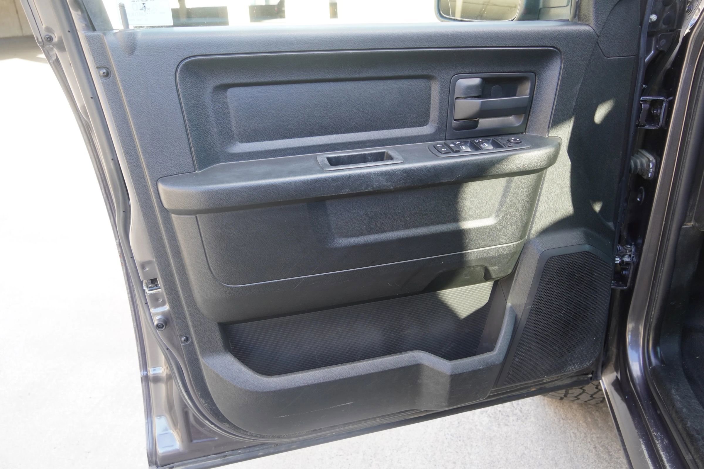 Used 2018 RAM 1500 Tradesman image 26