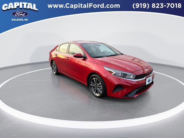 Used 2024 Kia Forte LXS image 2