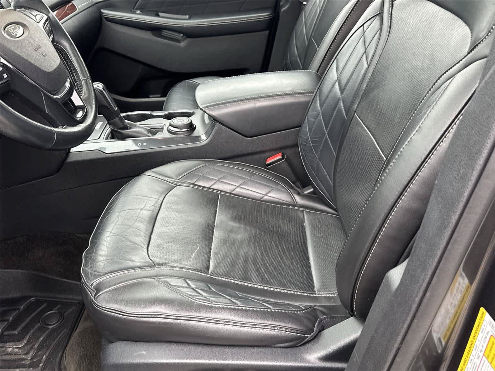 Used 2017 Ford Explorer Platinum AWD/4WD image 13