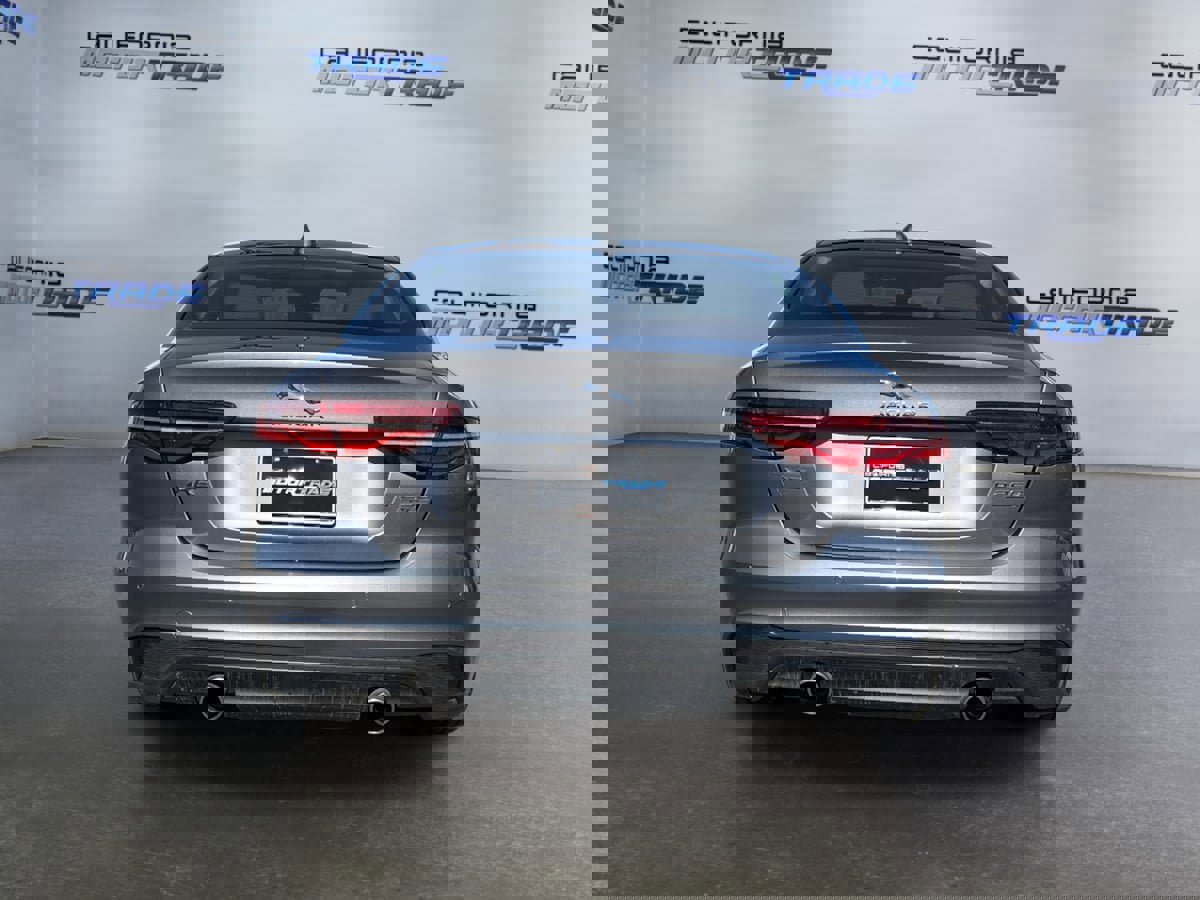 Used 2020 Jaguar XE S image 6