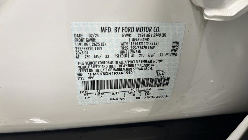 Used 2024 Ford Explorer XLT w/ Equipment Group 202A AWD/4WD image 29