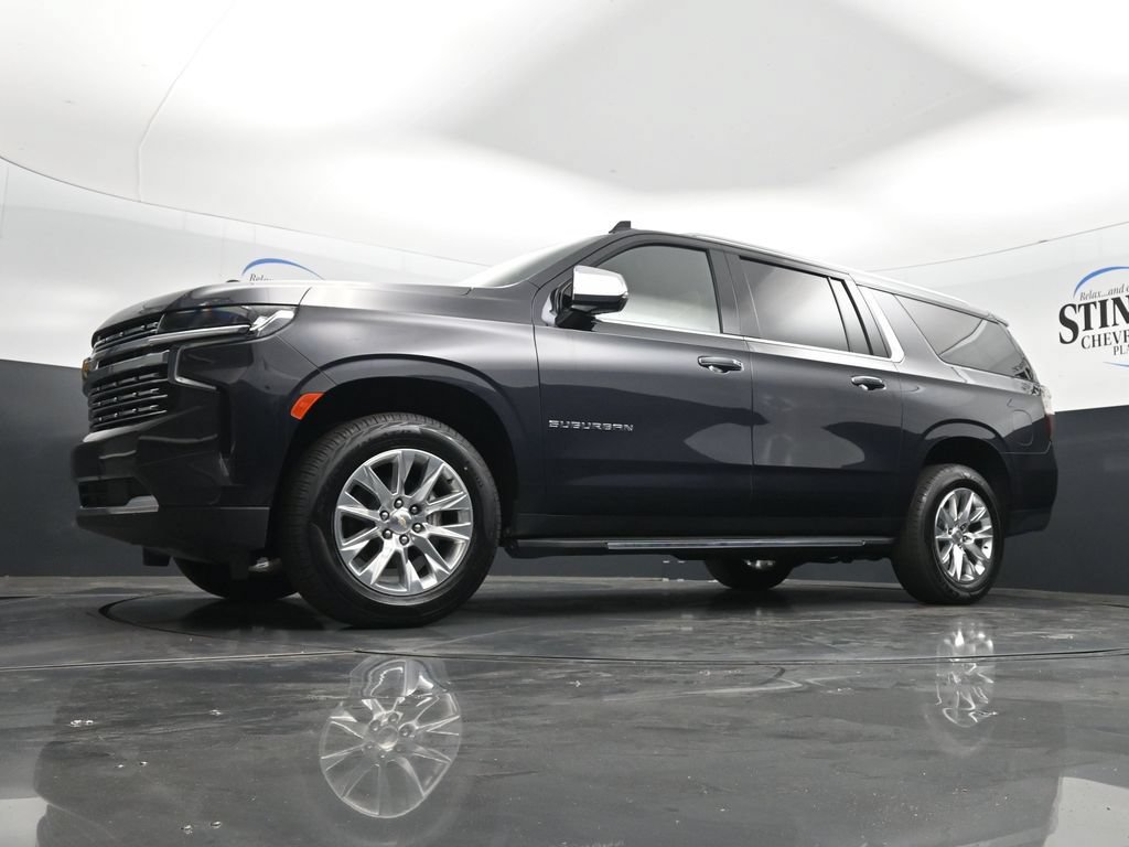 Used 2024 Chevrolet Suburban Premier RWD image 28