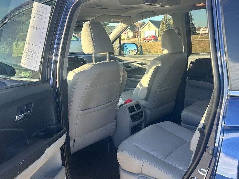 Used 2022 Honda Pilot Elite image 9
