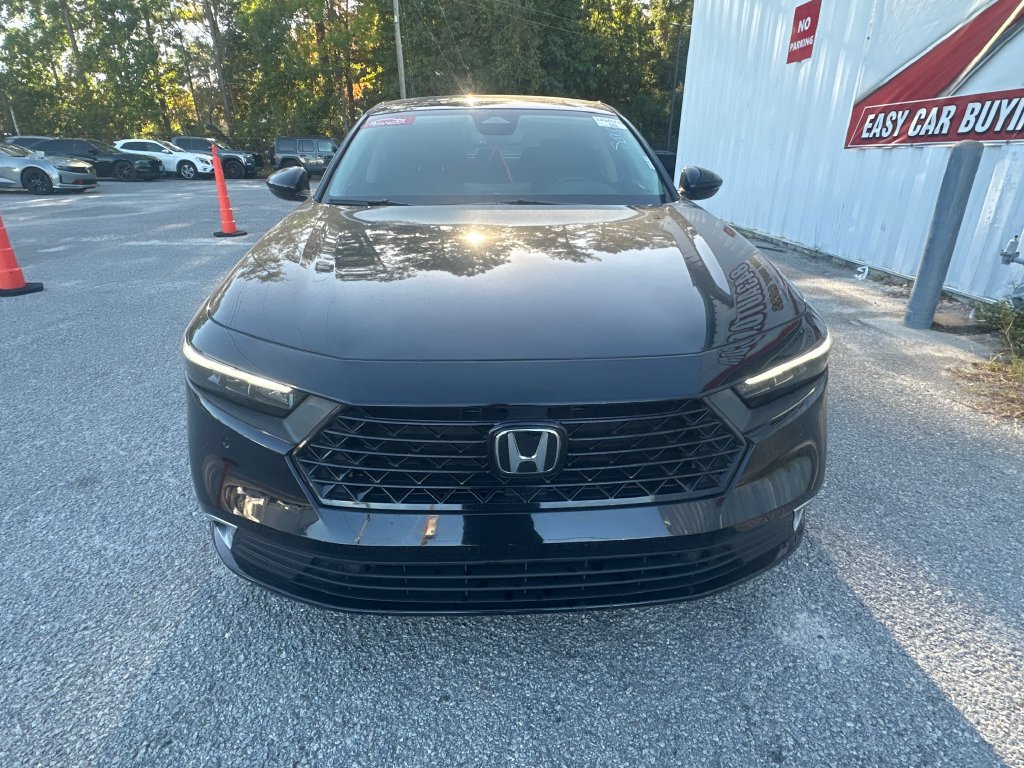 Used 2025 Honda Accord Touring image 3