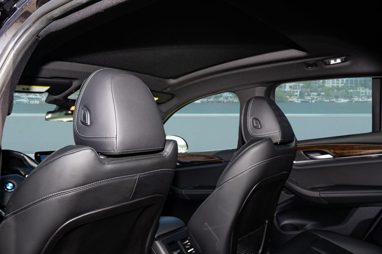 Used 2023 BMW X4 xDrive30i w/ Premium Package image 19