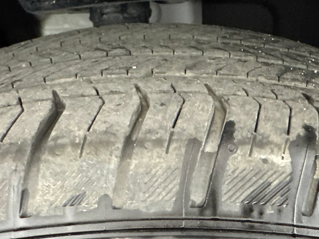 Certified 2025 Chevrolet Equinox LT AWD/4WD image 15