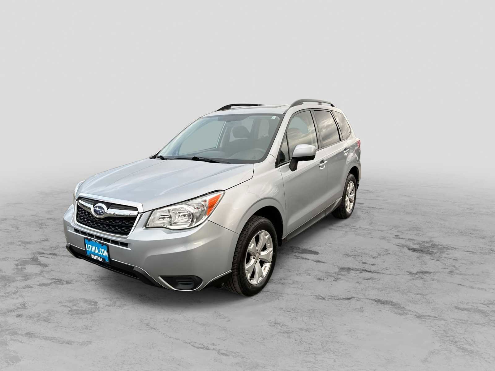 Used 2016 Subaru Forester 2.5i Premium w/ All-Weather Package image 4