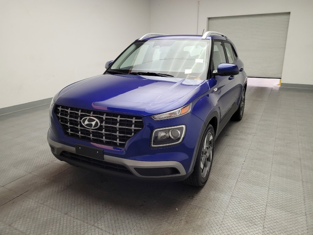 Used 2025 Hyundai Venue SEL image 15