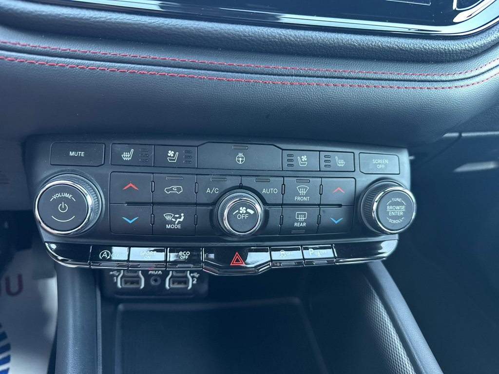 Used 2024 Dodge Durango GT image 20