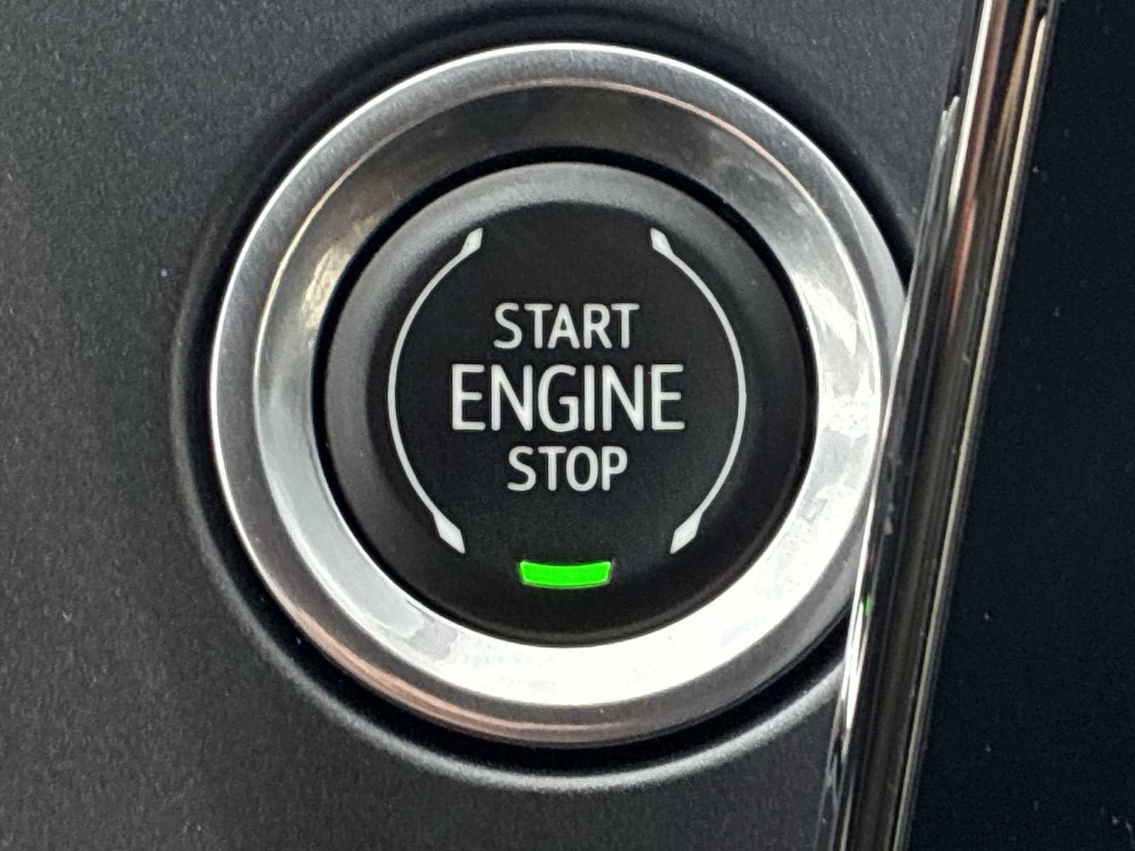 Certified 2023 Chevrolet Blazer RS w/ Driver Confidence II Package image 16