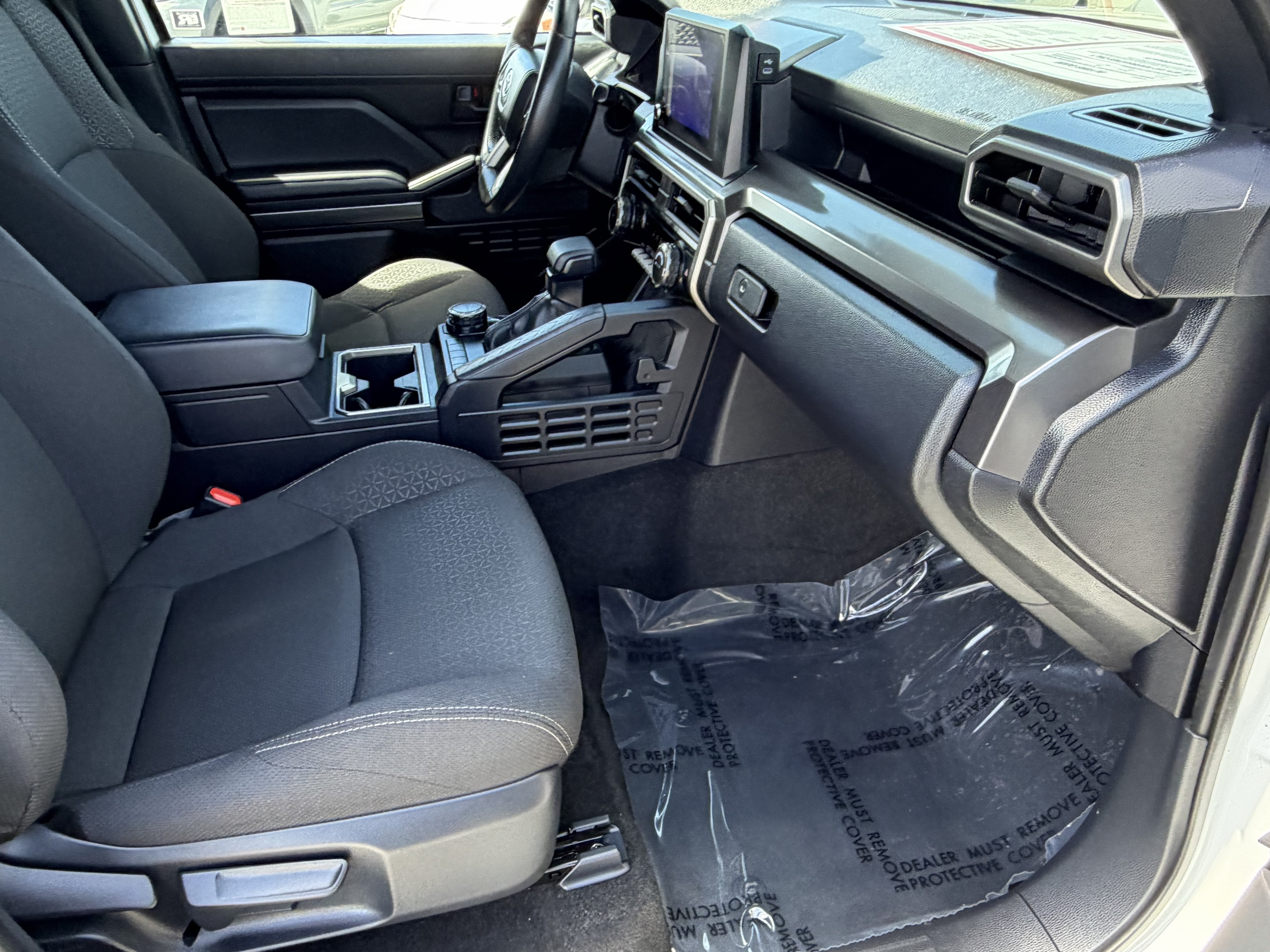 Certified 2025 Toyota 4Runner SR5 AWD/4WD image 11
