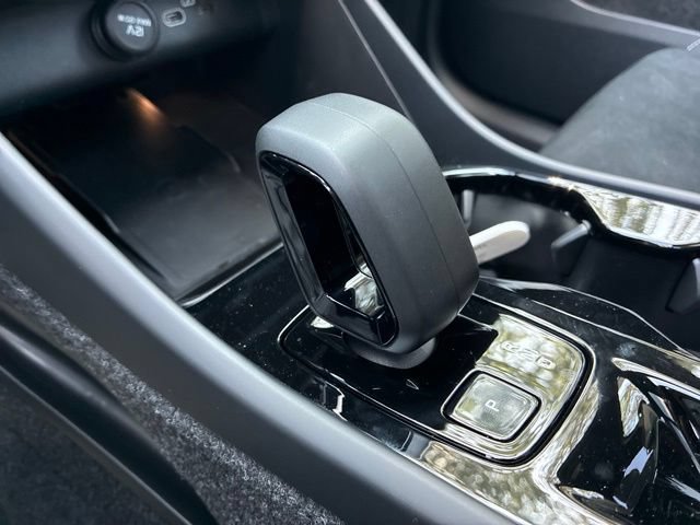 New 2026 Volvo XC40 B5 Ultra AWD/4WD image 33