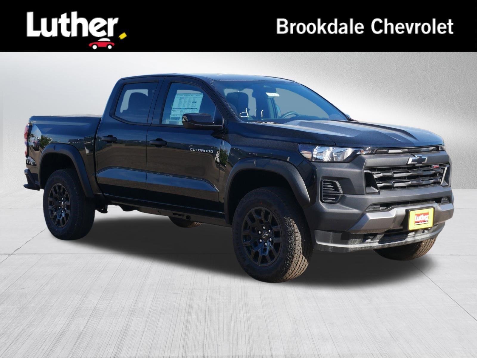 New 2026 Chevrolet Colorado Trail Boss AWD/4WD image 1