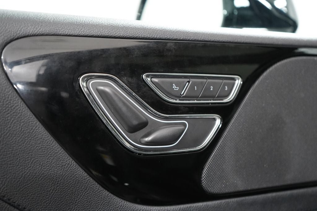 Used 2025 Lincoln Aviator AWD image 27