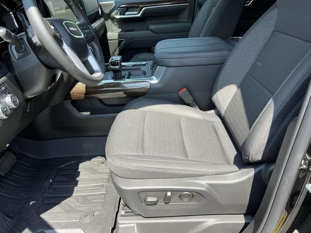 Used 2025 GMC Sierra 1500 Elevation image 17