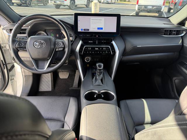Certified 2023 Toyota Venza XLE AWD/4WD image 29