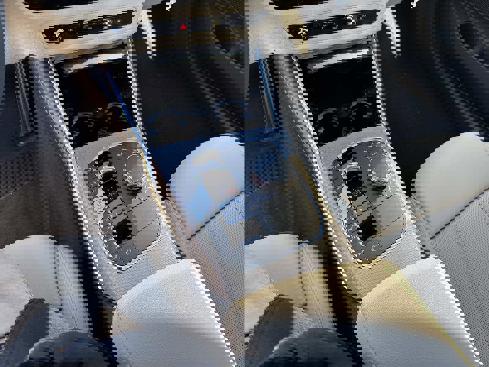 New 2026 BMW 330i Sedan w/ Premium Package image 25