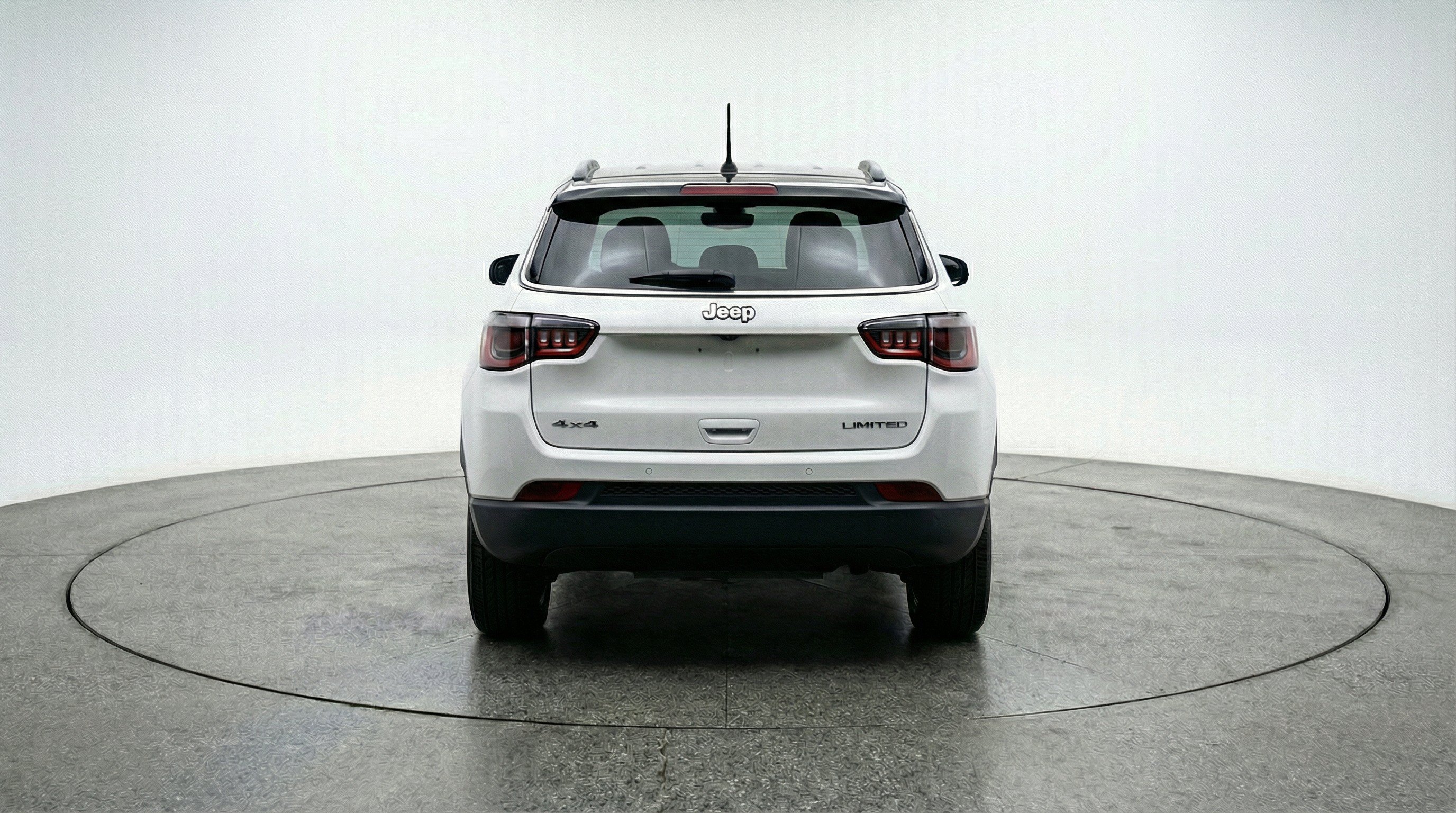 Used 2025 Jeep Compass Limited AWD/4WD image 7