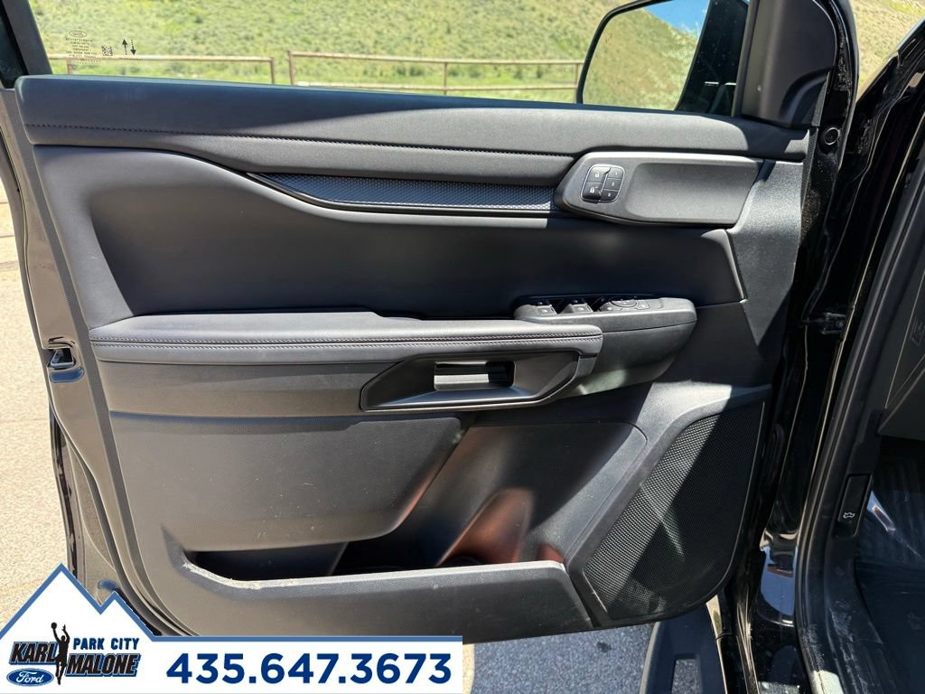 Used 2025 Ford Ranger Raptor AWD/4WD image 13