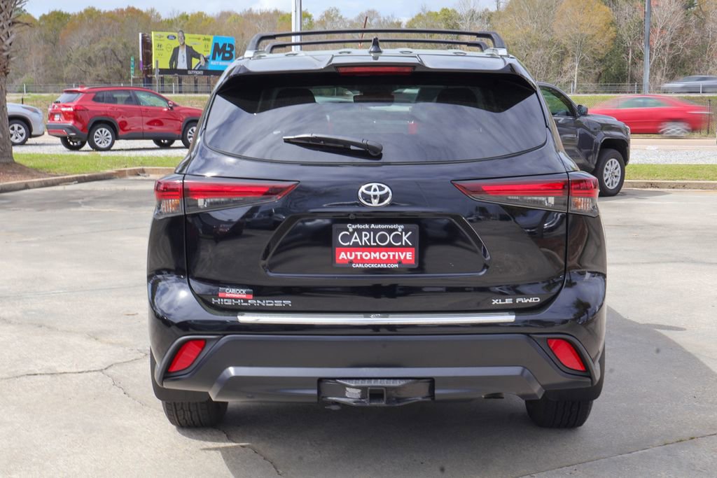 Used 2024 Toyota Highlander XLE image 24