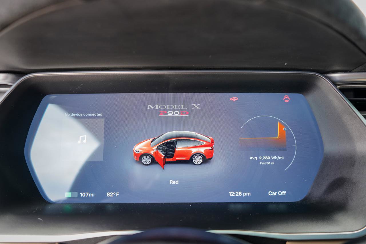 Used 2016 Tesla Model X P90D image 16