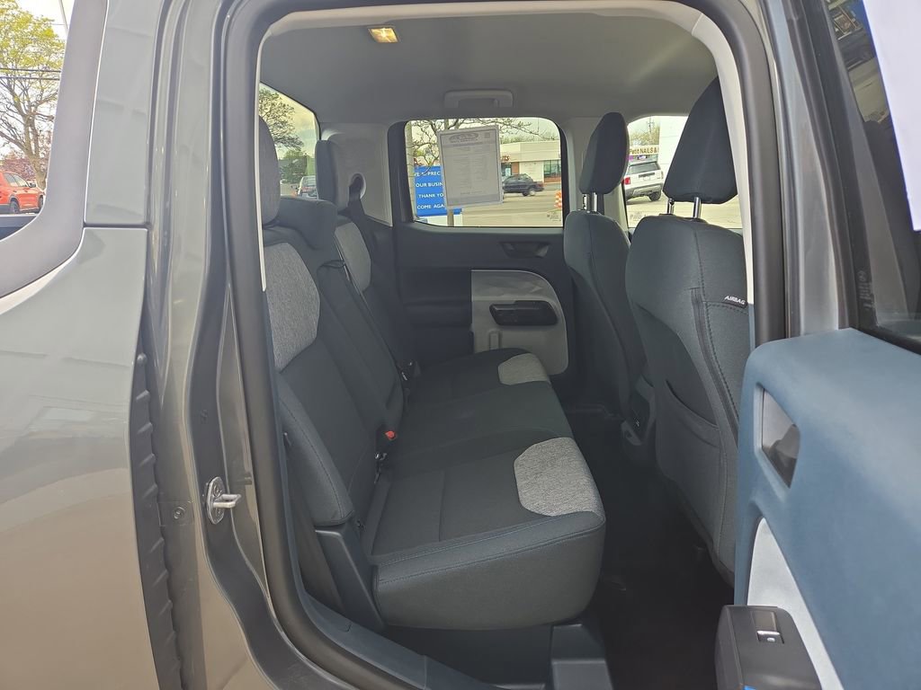 Used 2025 Ford Maverick XLT w/ XLT Luxury Package AWD/4WD image 28