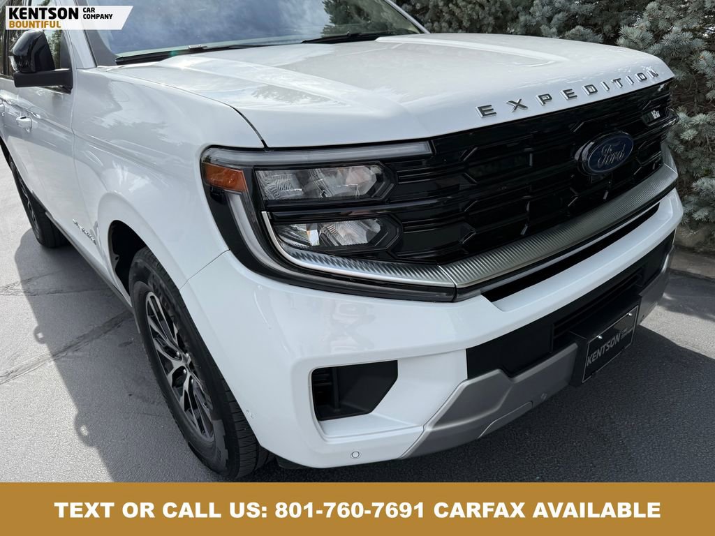 Used 2025 Ford Expedition Max Platinum AWD/4WD image 14