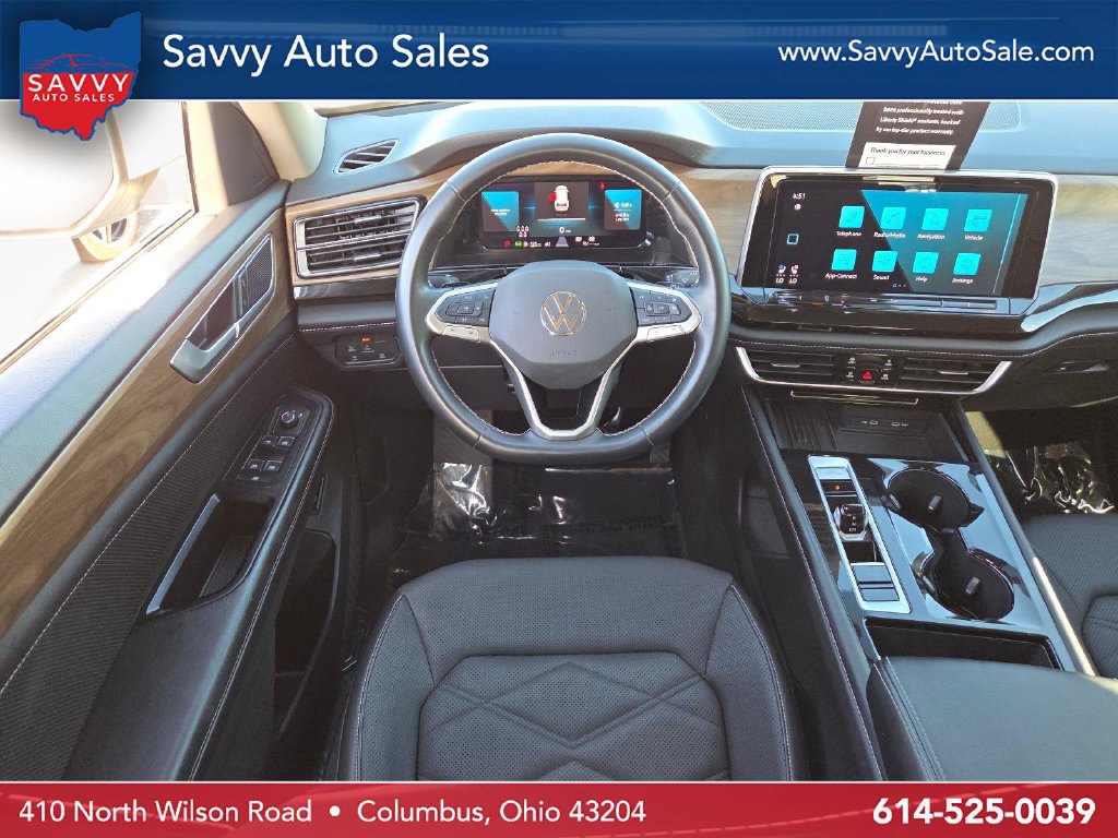 Used 2025 Volkswagen Atlas SE FWD image 23