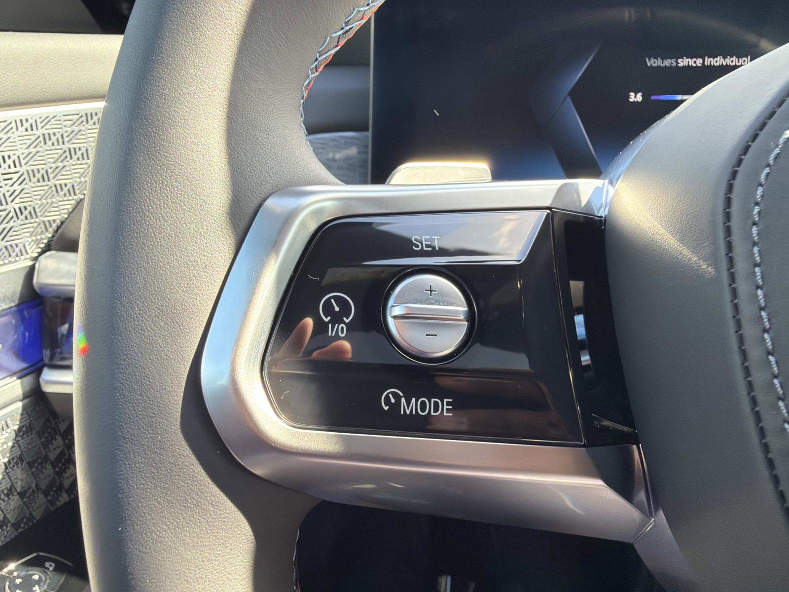 Used 2025 BMW i7 M70 w/ Executive Package image 19