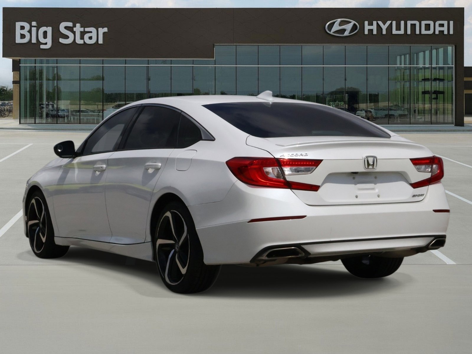 Used 2020 Honda Accord Sport image 3