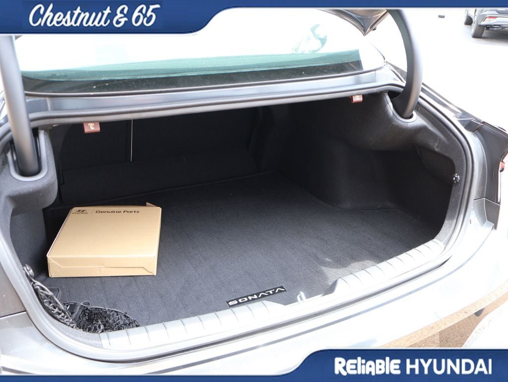 Certified 2024 Hyundai Sonata SEL w/ Convenience Package FWD image 16