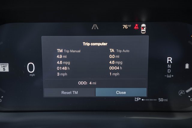 New 2026 Volvo XC60 B5 Plus w/ Protection Package Premier image 38